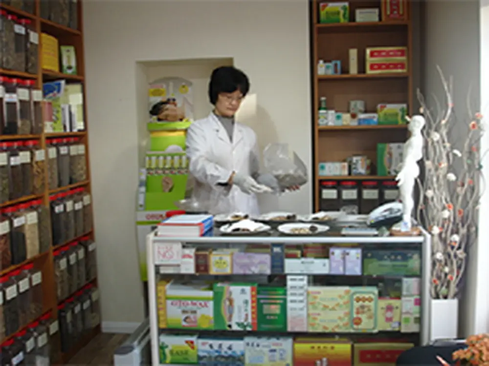 Mrs Xiaoyan Li in the clinic