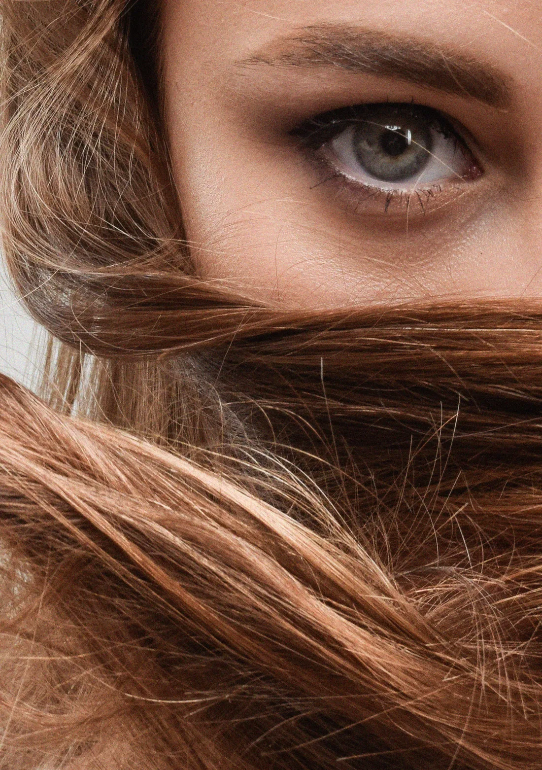 Hair sensitivity test sample handling